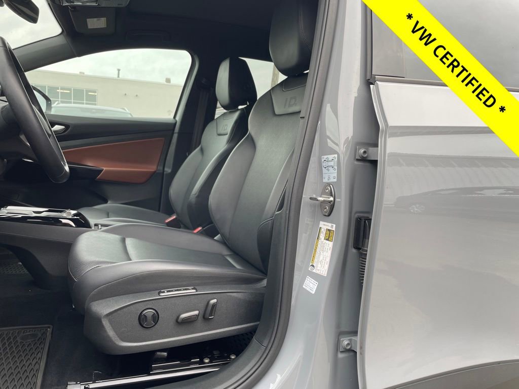 Used 2022 Volkswagen ID.4 Pro S w/ Gradient Package RWD image 12