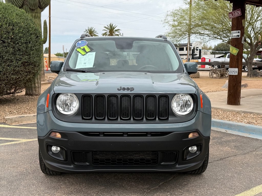 Used 2017 Jeep Renegade Altitude FWD image 9