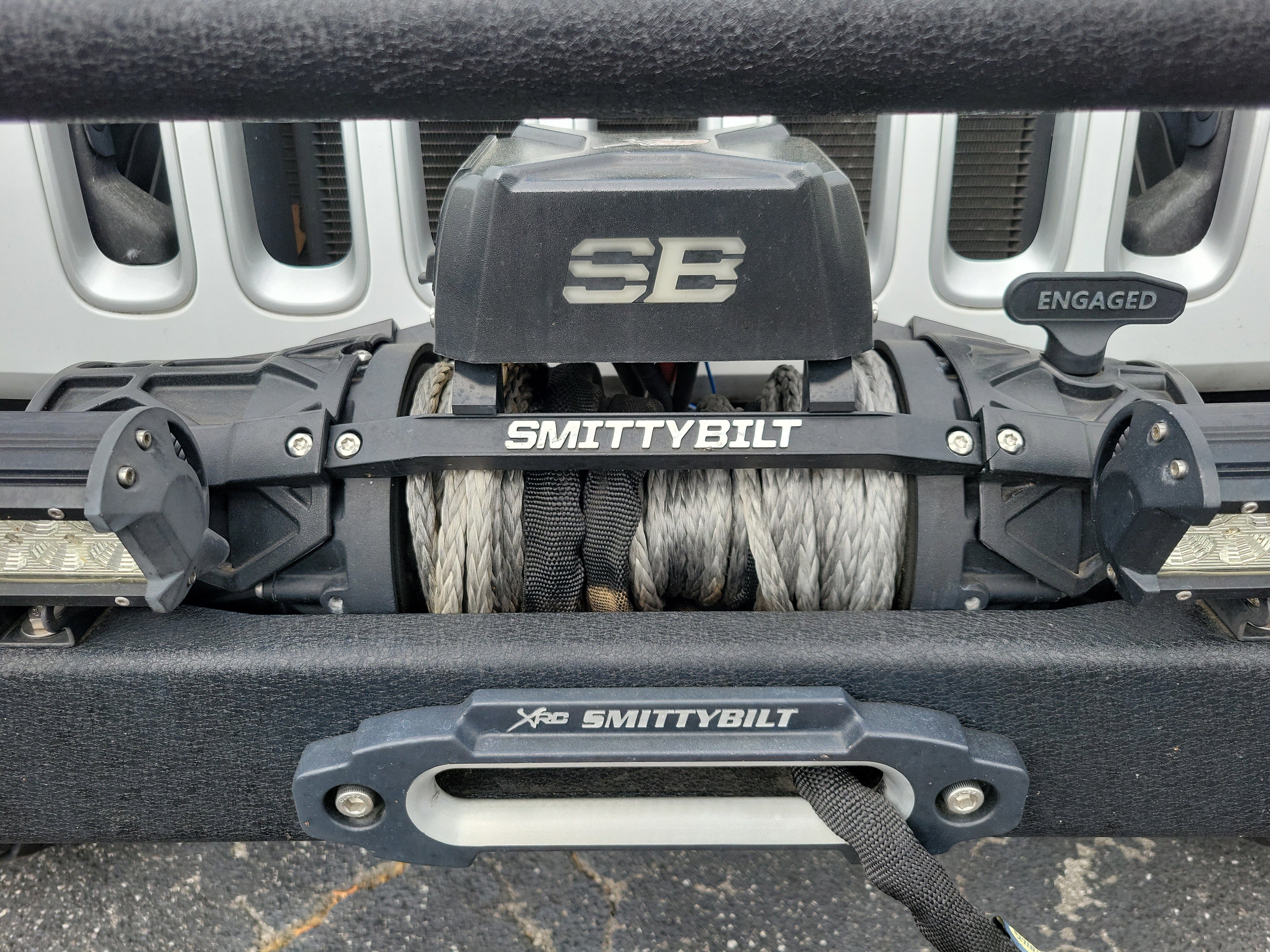 Used 2016 Jeep Wrangler Sahara w/ Connectivity Group image 21