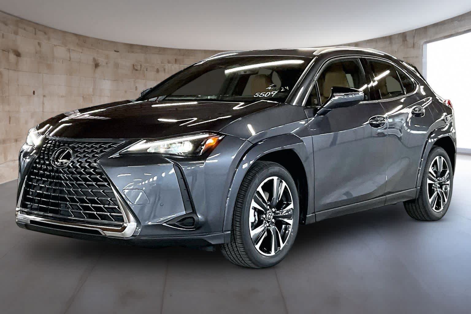 New 2026 Lexus UX 300h AWD image 2