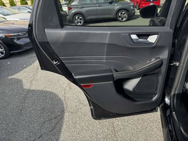 Used 2021 Ford Escape SE w/ Convenience Package AWD/4WD image 10