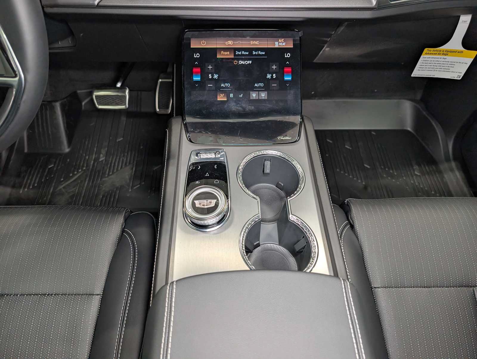 New 2027 Cadillac Vistiq Luxury w/ LPO, Floor Liner Package AWD/4WD image 14