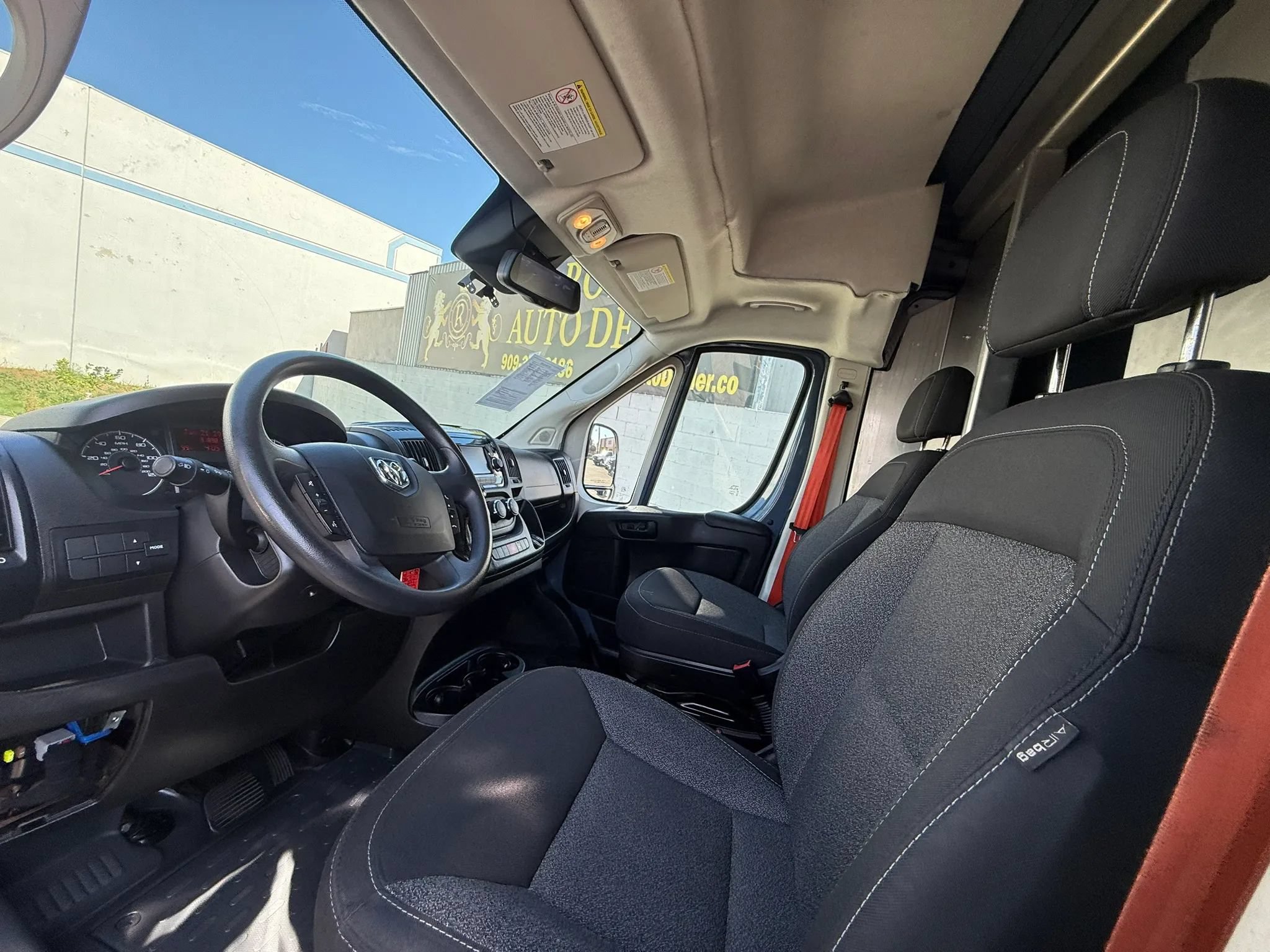 Used 2021 RAM ProMaster 3500 FWD image 9