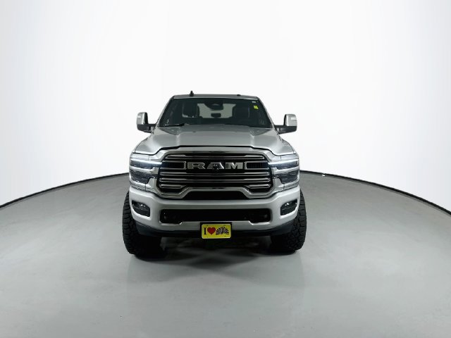 Used 2026 RAM 2500 Laramie AWD/4WD image 4