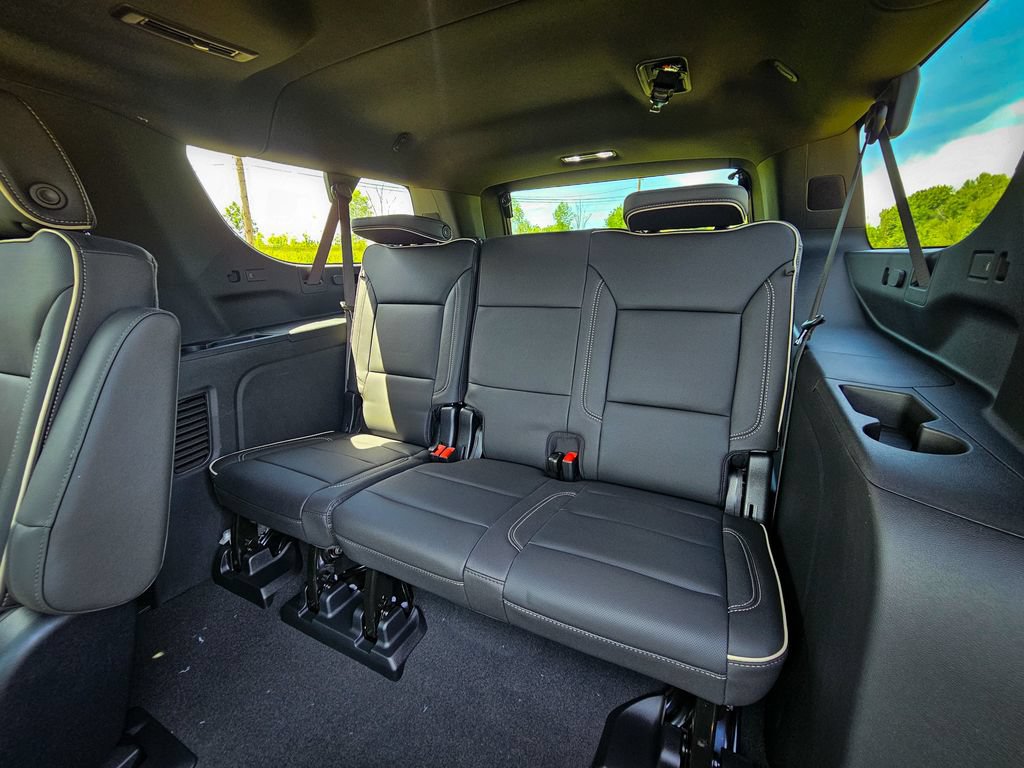 New 2026 GMC Yukon XL Elevation w/ Elevation Premium Package AWD/4WD image 35