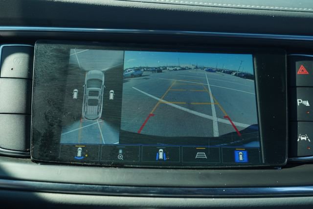 Used 2024 Buick Enclave Premium image 30