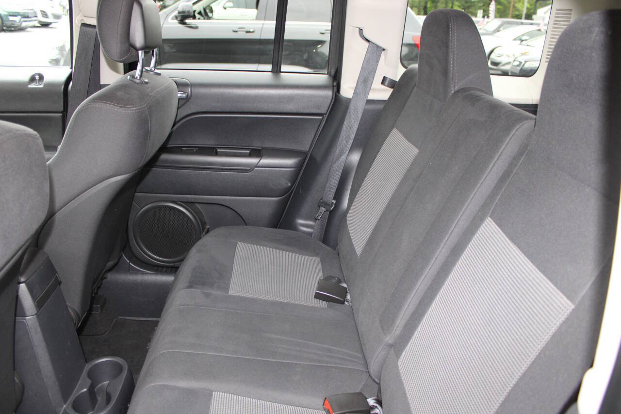 Used 2011 Jeep Patriot Sport w/ PWR Value Group AWD/4WD image 17