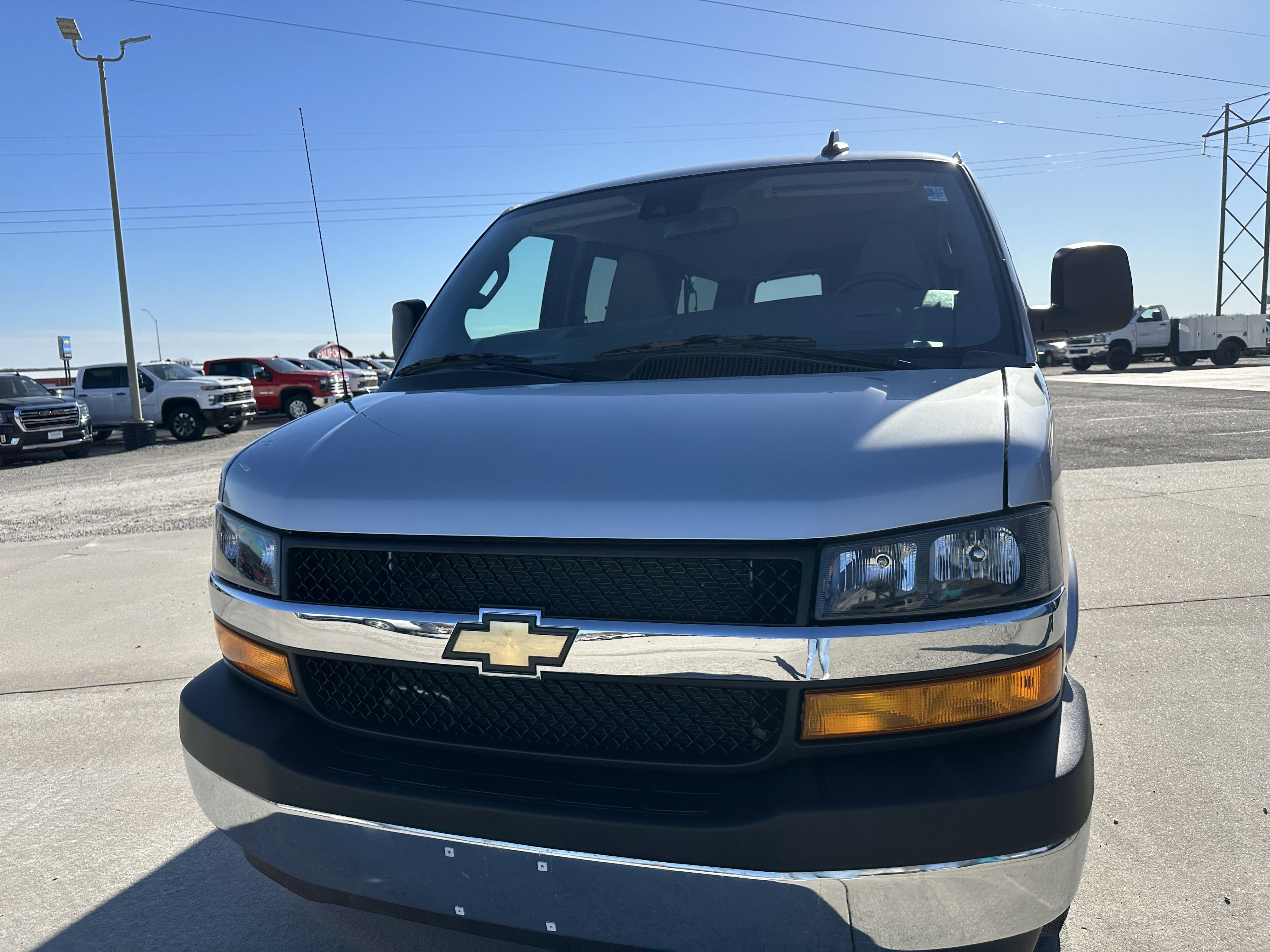 Used 2024 Chevrolet Express 2500 LT w/ LT Preferred Equipment Group image 7