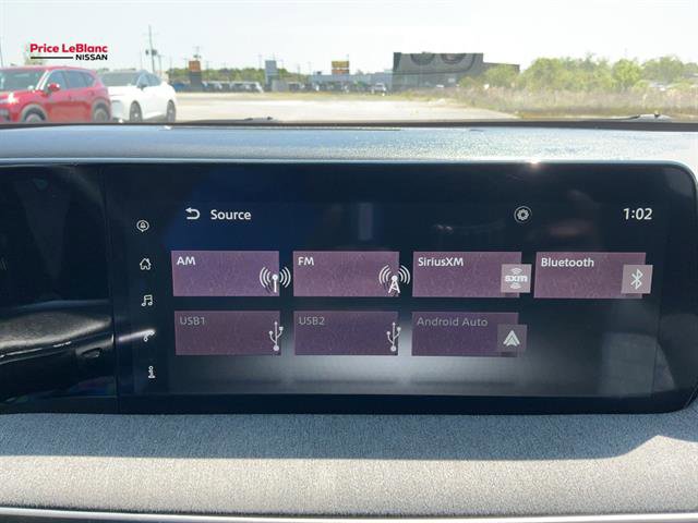 Used 2025 Nissan Kicks SV image 31