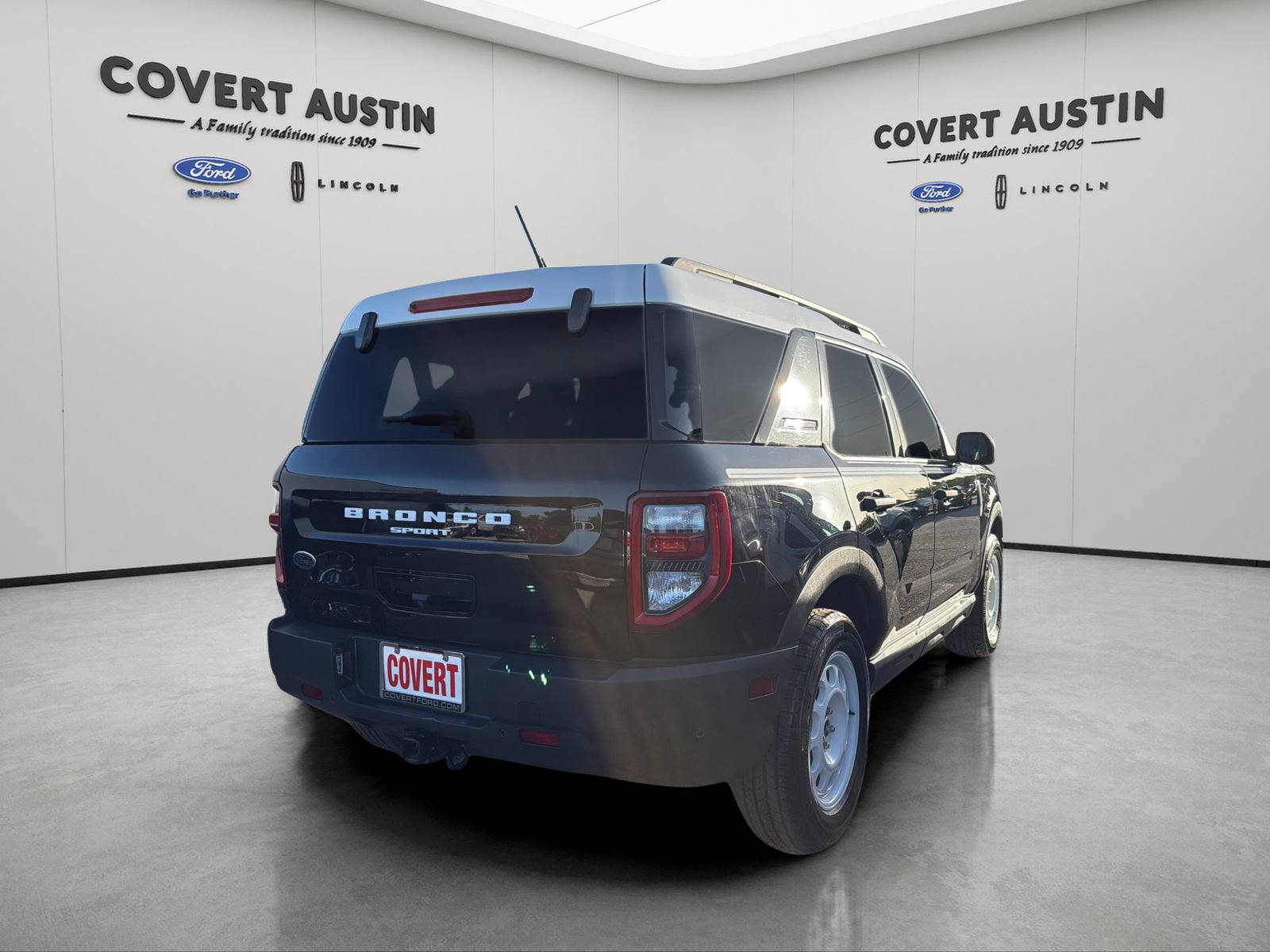 Certified 2023 Ford Bronco Sport Heritage w/ Heritage Convenience Package AWD/4WD image 5