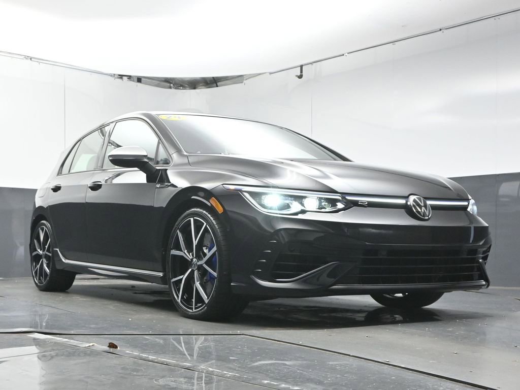 Used 2024 Volkswagen Golf R image 31