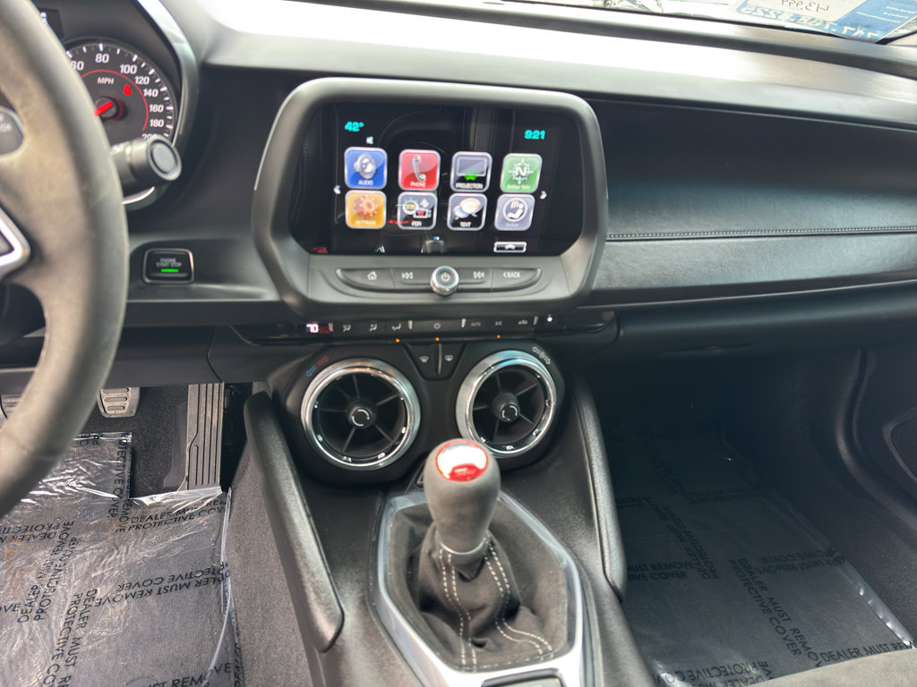 Used 2018 Chevrolet Camaro SS image 10
