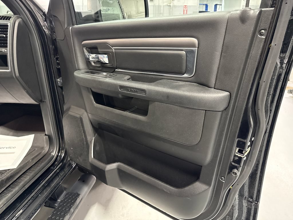 Used 2022 RAM 1500 Warlock w/ Electronics Group AWD/4WD image 34
