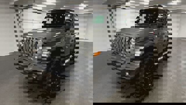 Used 2020 Jeep Wrangler Sport image 4