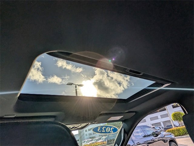 Used 2023 Chevrolet Silverado 1500 High Country w/ High Country Premium Package image 10