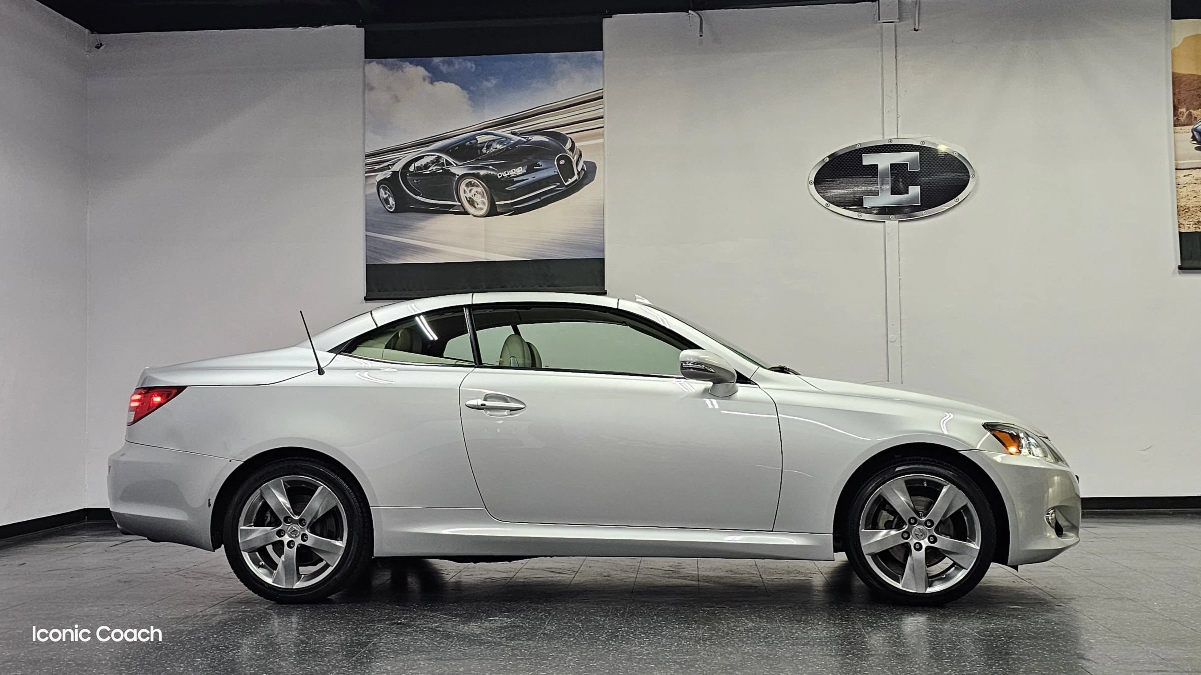 Used 2011 Lexus IS 250C RWD image 16