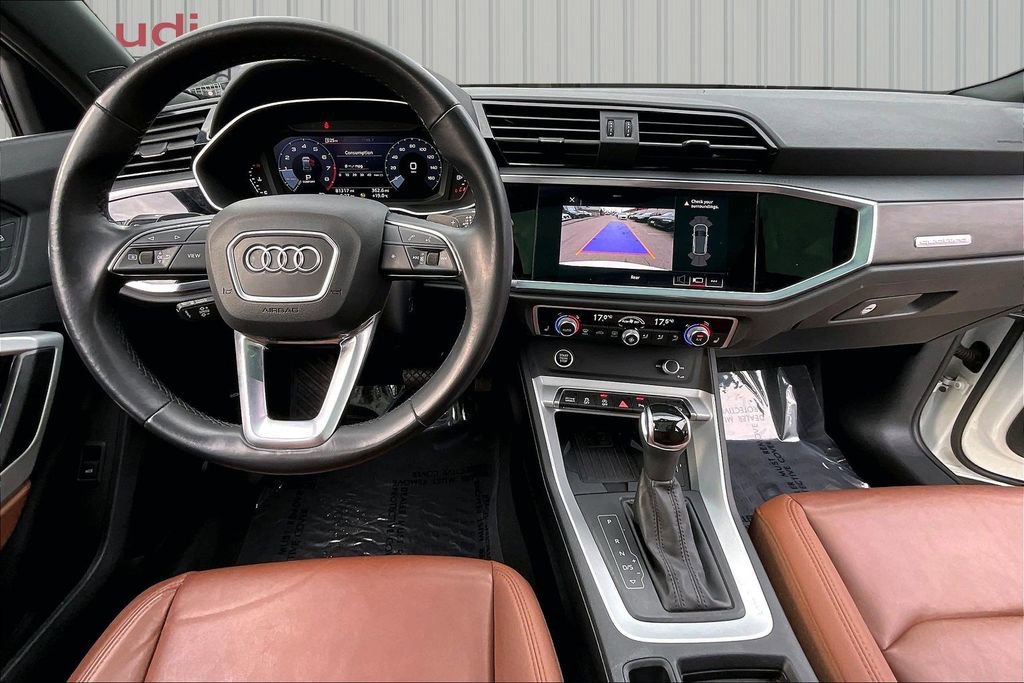 Used 2021 Audi Q3 2.0T Premium Plus w/ Premium Plus Package AWD/4WD image 7