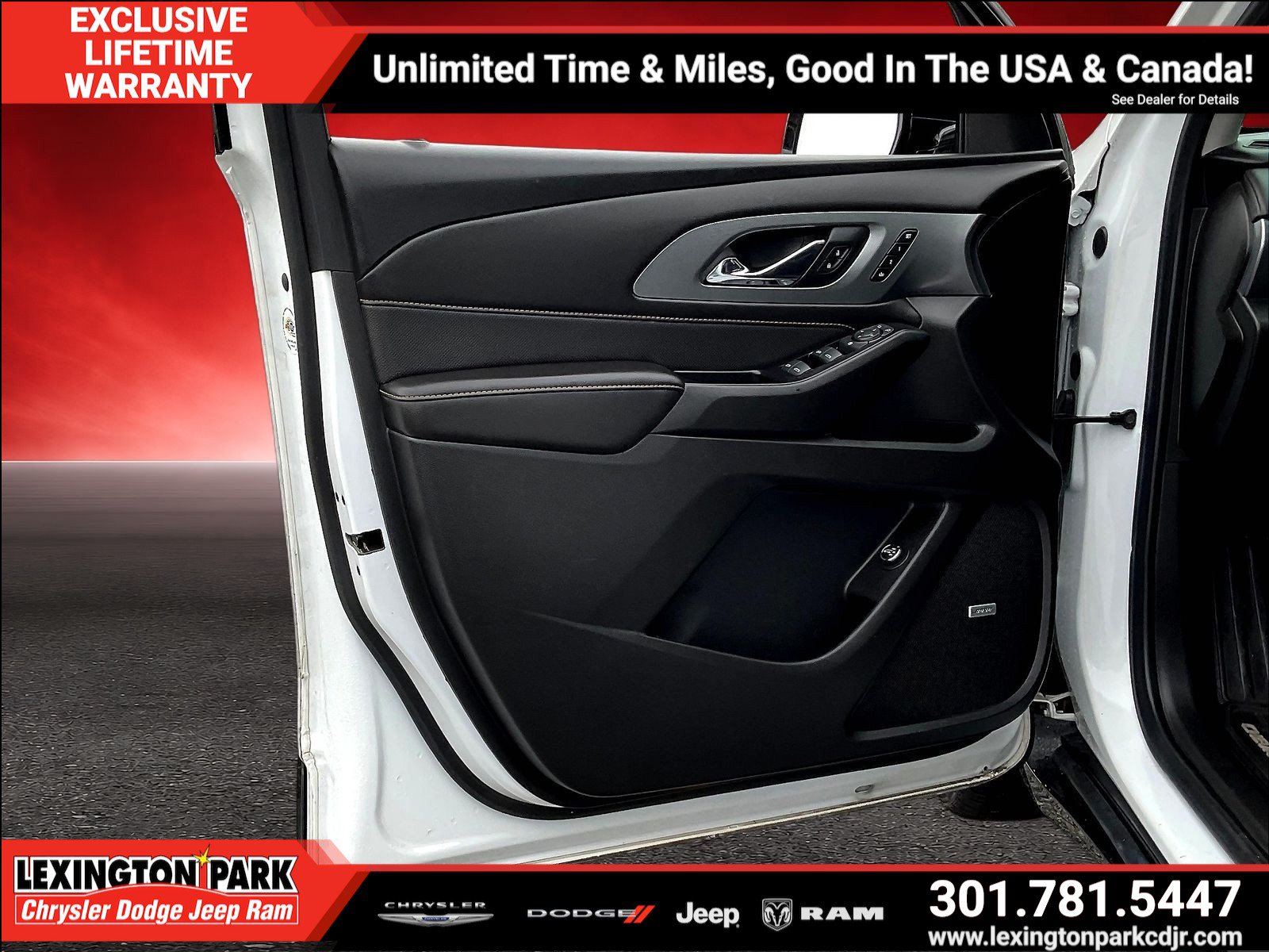 Used 2019 Chevrolet Traverse Premier w/ Redline Edition AWD/4WD image 19