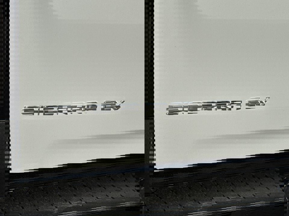 Used 2026 GMC Sierra EV Elevation image 10