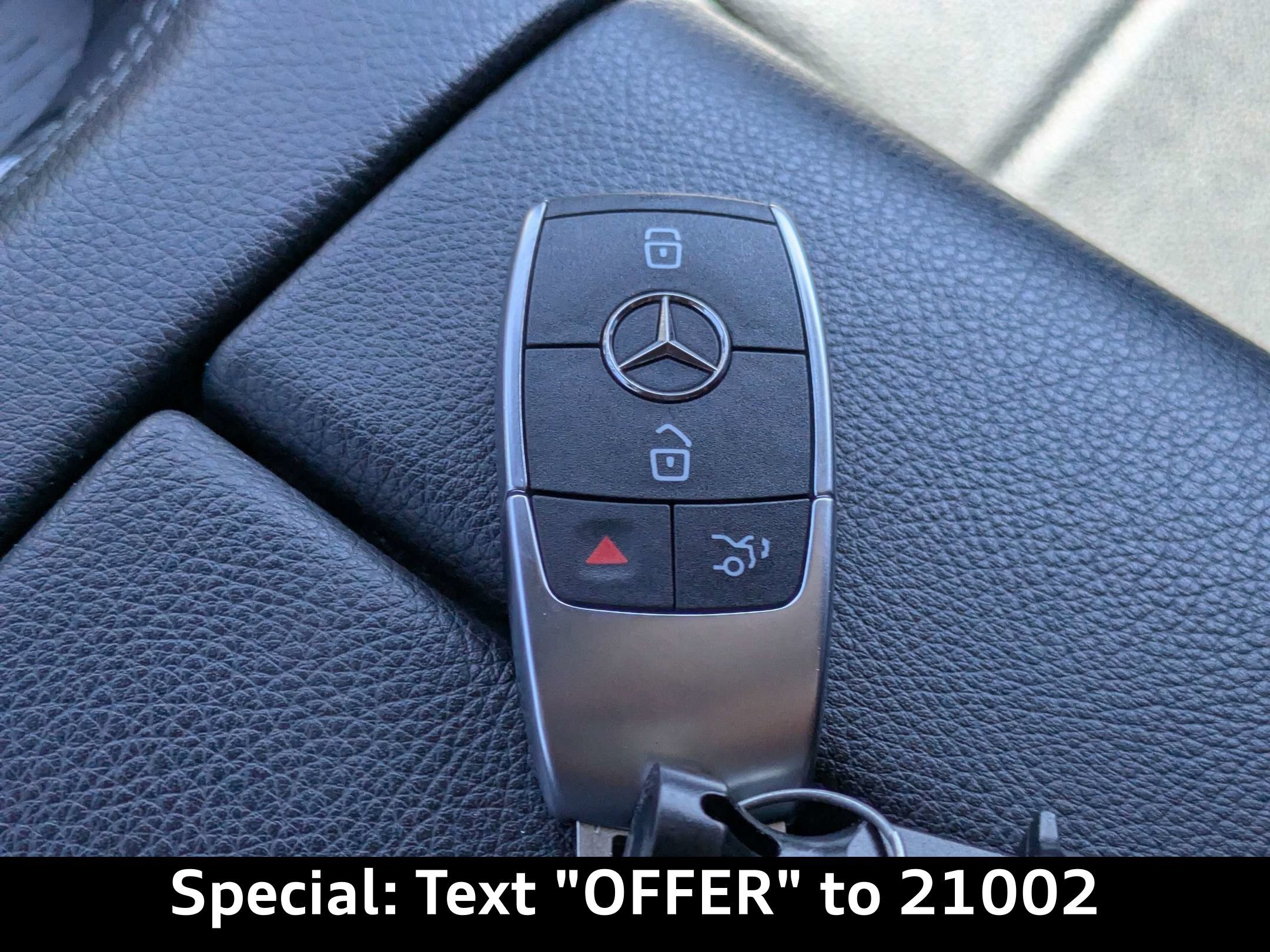 Used 2024 Mercedes-Benz GLE 350 4MATIC image 35