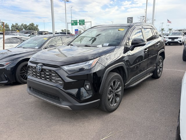 Used 2022 Toyota RAV4 Limited AWD/4WD image 1
