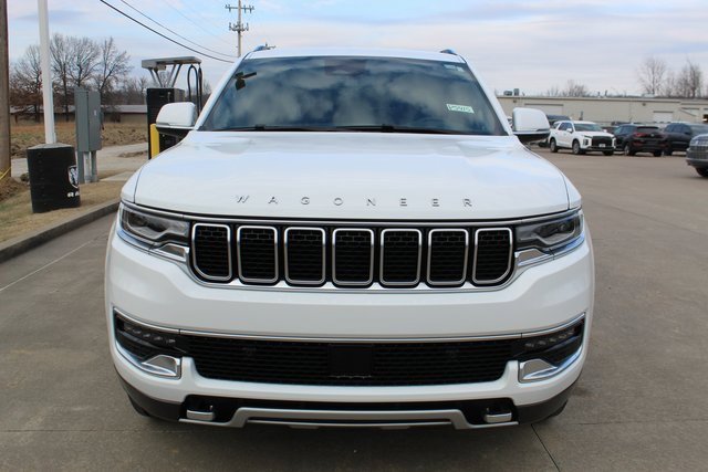 Used 2022 Jeep Wagoneer Series II w/ Advanced All Terrain Group image 8