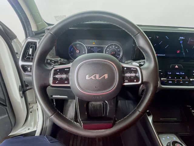 Used 2022 Kia Sorento EX FWD image 12