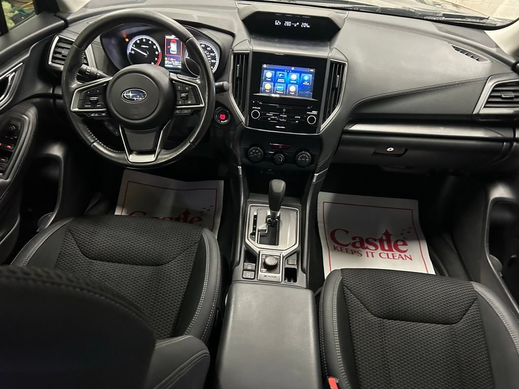 Used 2023 Subaru Forester Premium AWD/4WD image 25