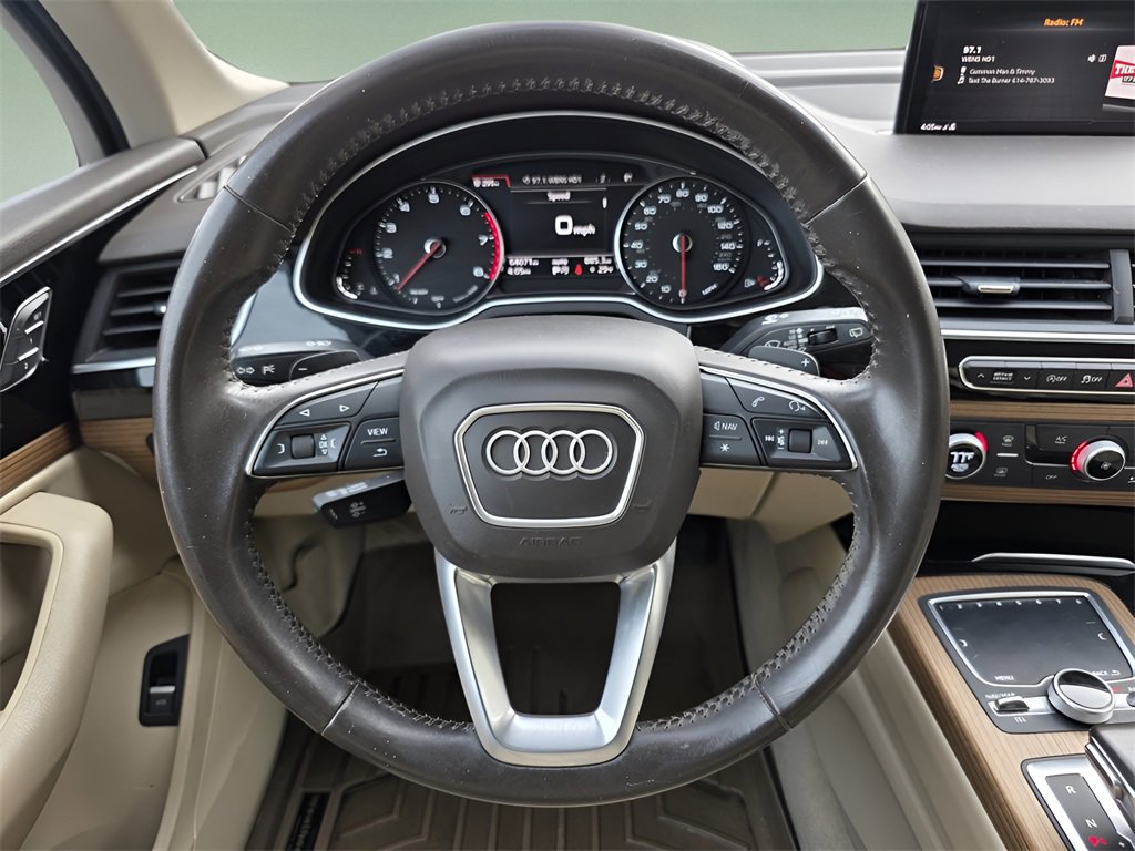 Used 2017 Audi Q7 3.0T Premium image 24