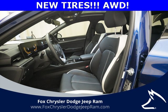 Used 2025 Kia K5 GT-Line w/ GT-Line Premium Package image 7