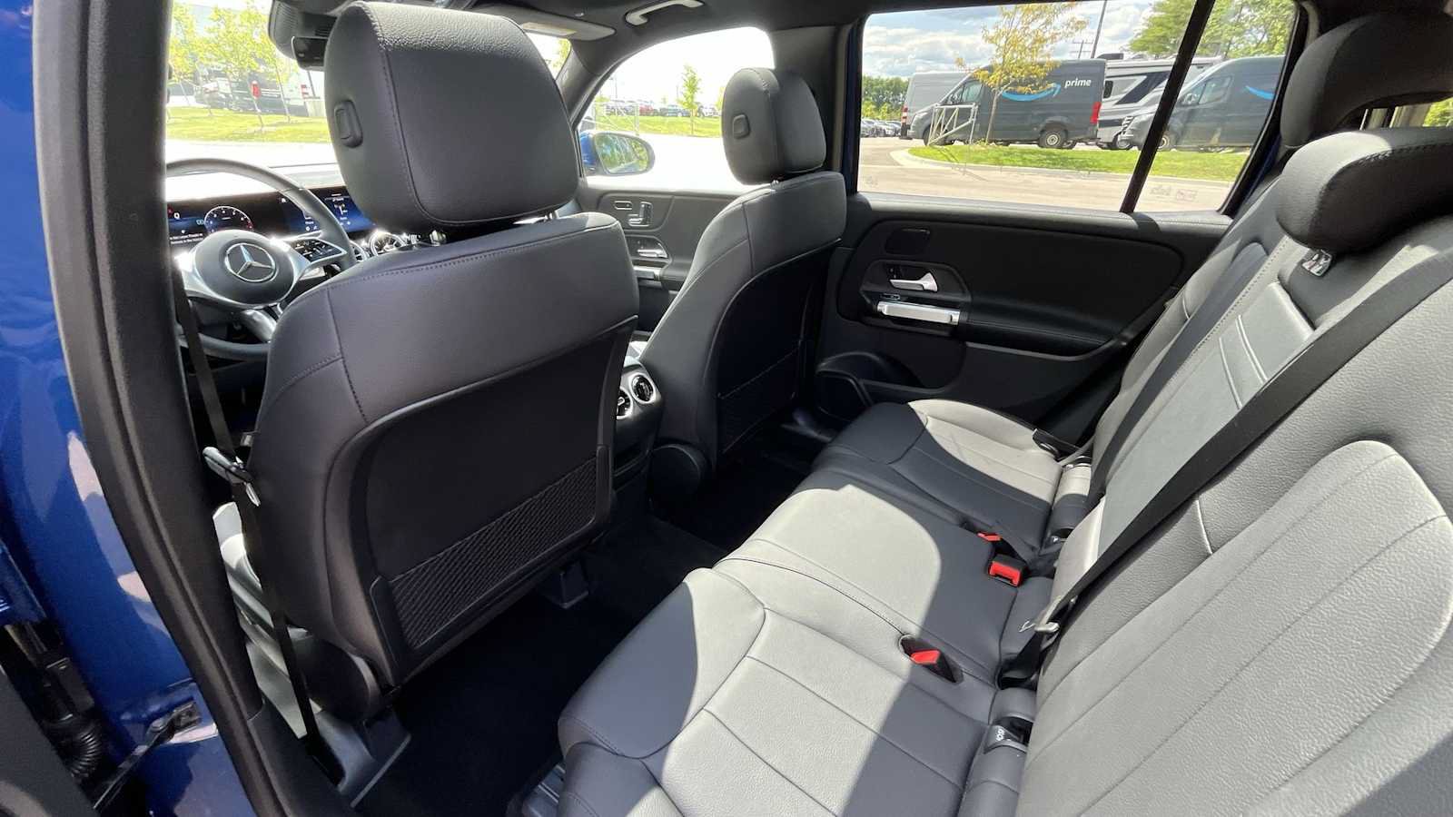 New 2026 Mercedes-Benz GLB 250 4MATIC image 14