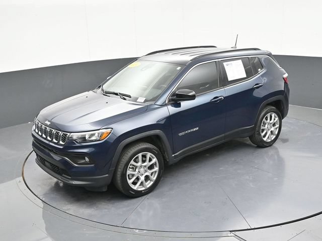 Used 2024 Jeep Compass Latitude AWD/4WD image 64