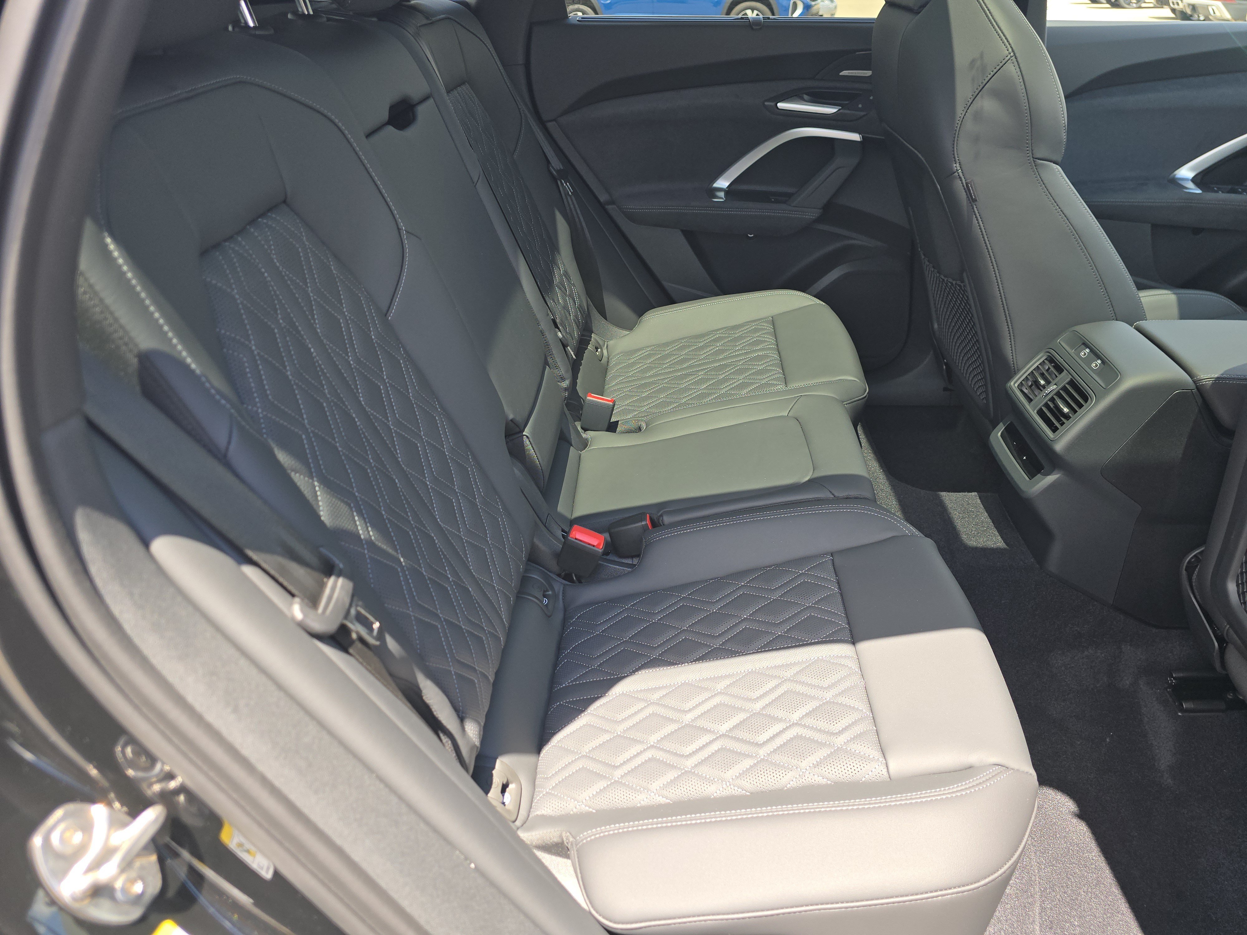 New 2026 Audi SQ5 Premium Plus AWD/4WD image 18