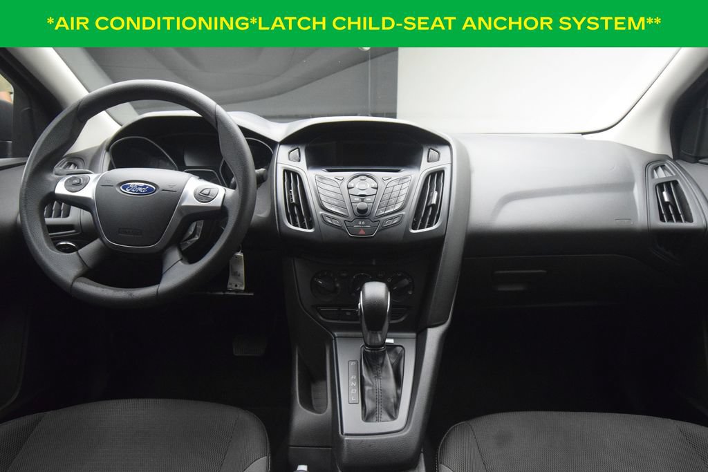 Used 2013 Ford Focus S FWD image 3