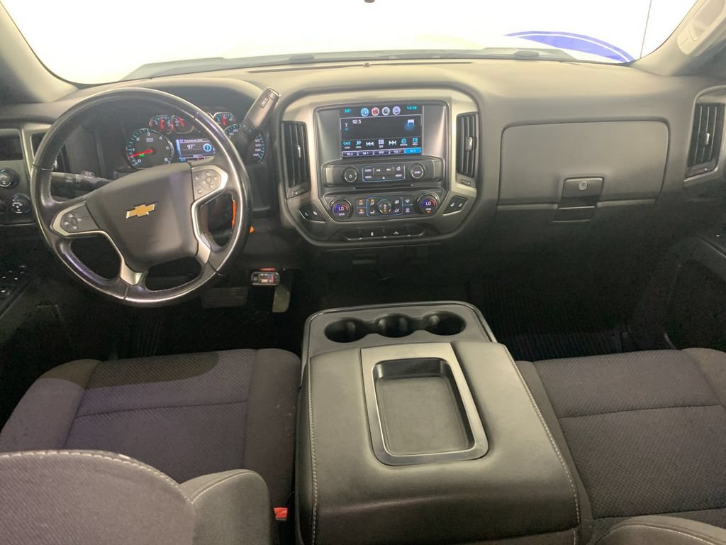 Used 2018 Chevrolet Silverado 1500 LT w/ All Star Edition AWD/4WD image 29