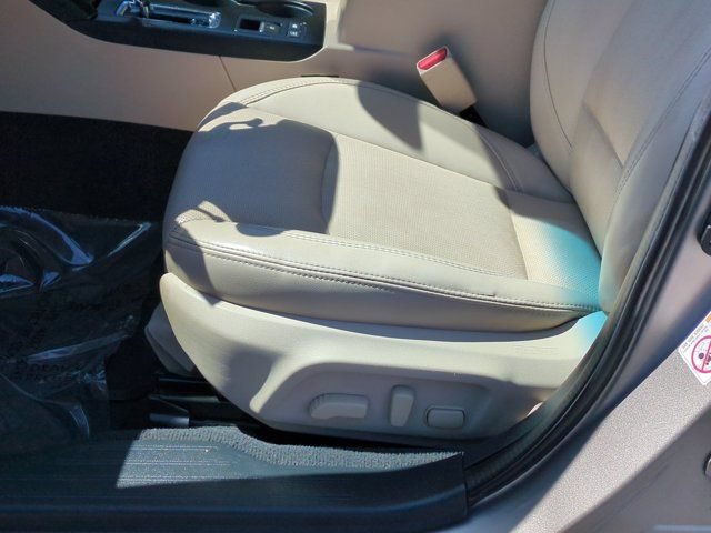 Used 2019 Subaru Outback 2.5i Limited AWD/4WD image 17