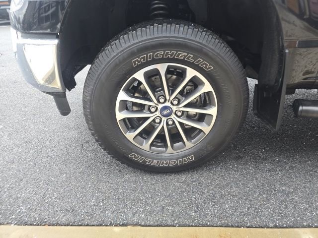 Used 2021 Ford F150 XLT w/ Trailer Tow Package image 8