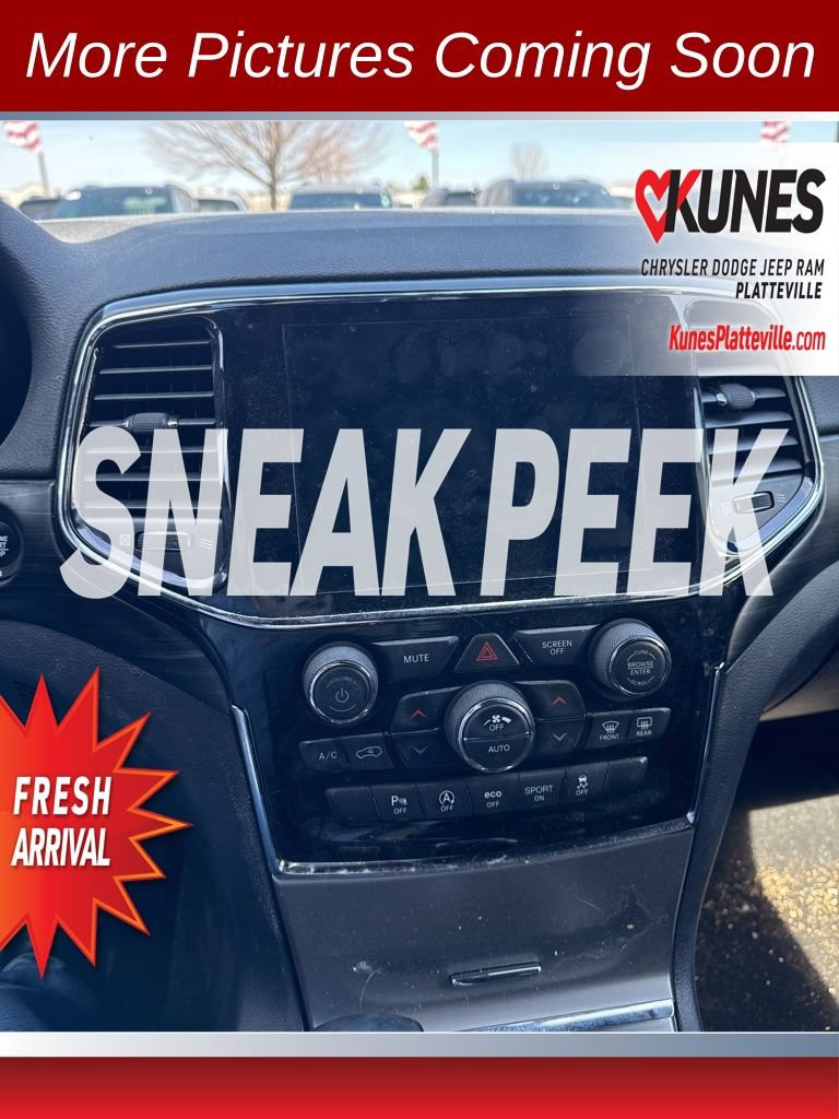 Used 2020 Jeep Grand Cherokee Altitude image 13