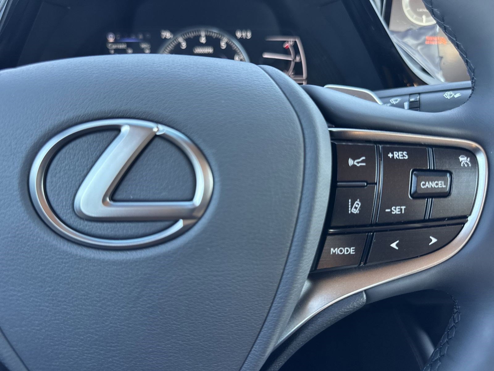 New 2025 Lexus ES 350 w/ Premium Package image 21