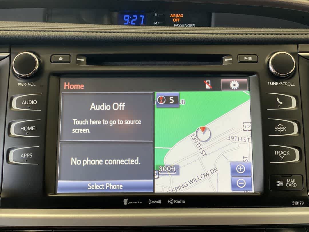 Used 2017 Toyota Highlander XLE AWD/4WD image 19