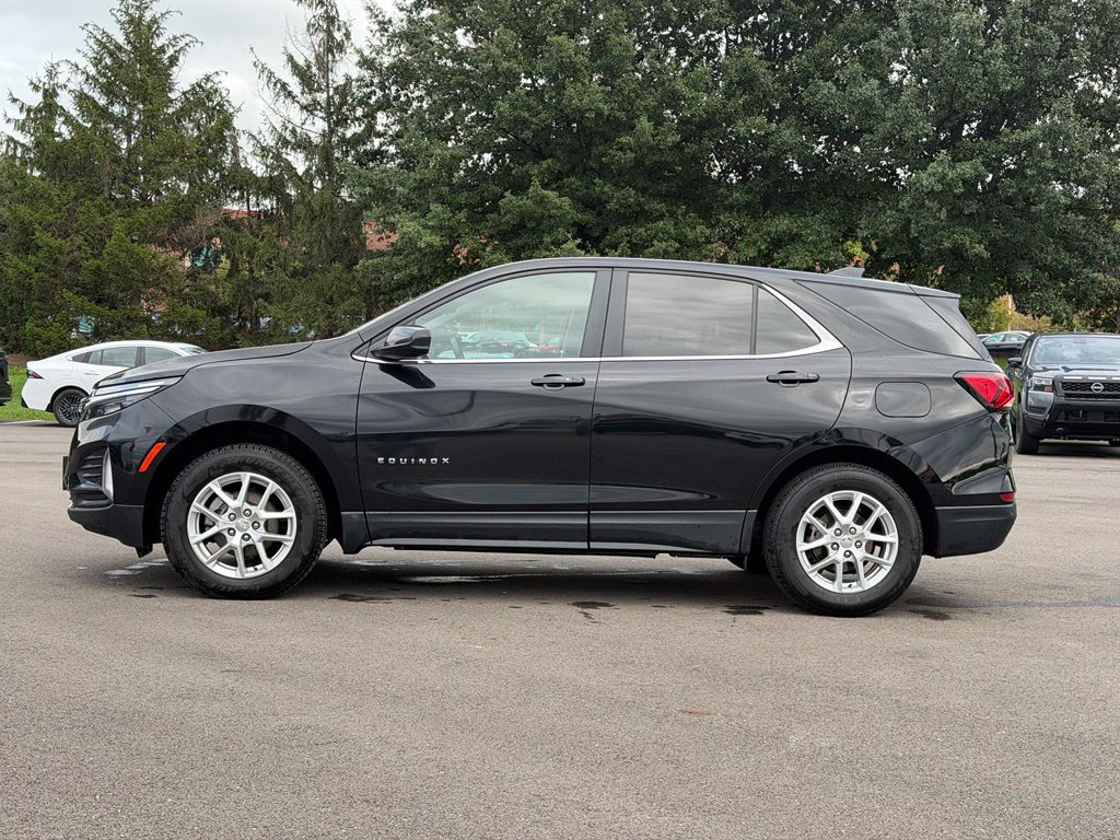 Used 2024 Chevrolet Equinox LT AWD/4WD image 3