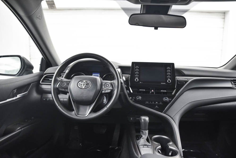Used 2023 Toyota Camry SE image 23