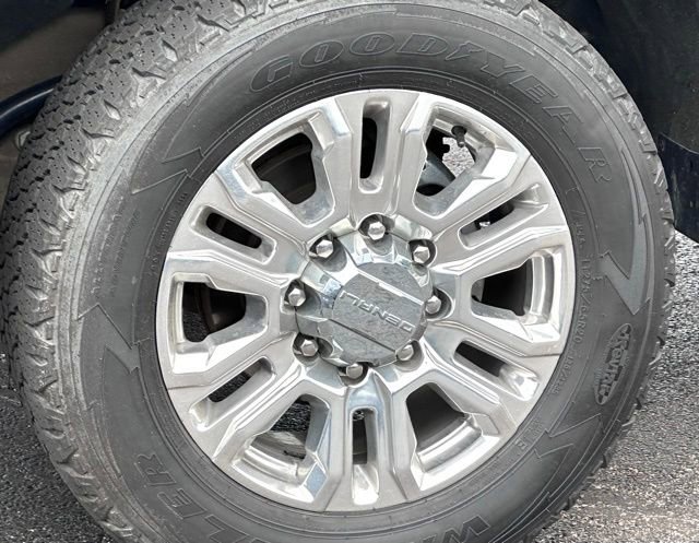 Used 2021 GMC Sierra 3500 Denali w/ Denali Ultimate Package AWD/4WD image 9