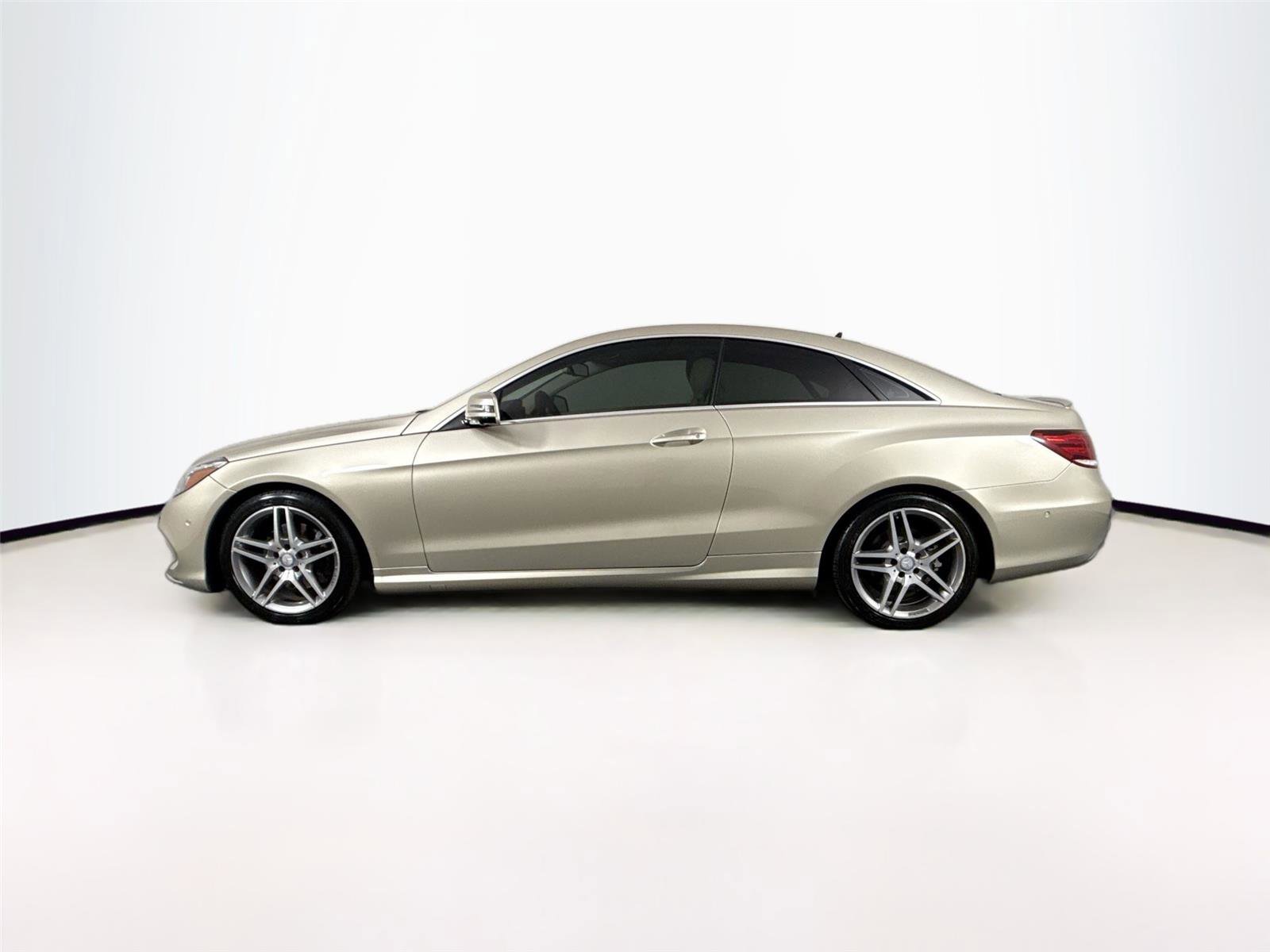 Used 2017 Mercedes-Benz E 400 Coupe image 13
