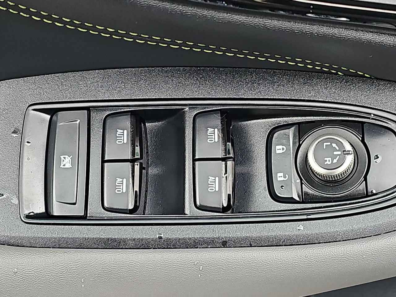 Certified 2024 Subaru Outback Onyx Edition XT AWD/4WD image 33