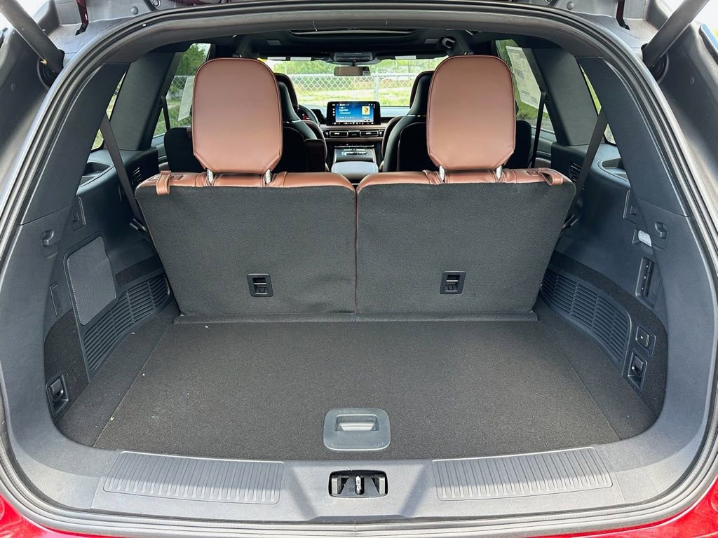New 2026 Lincoln Aviator Reserve AWD/4WD image 28