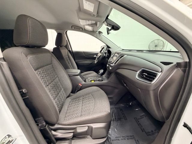 Certified 2024 Chevrolet Equinox LT FWD image 25