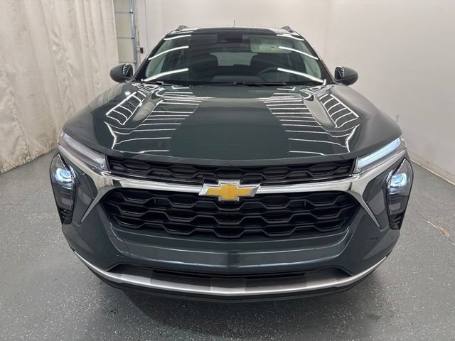 New 2026 Chevrolet Trax LT FWD image 4
