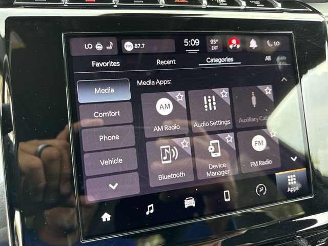 Used 2022 Jeep Grand Cherokee L Laredo RWD image 18