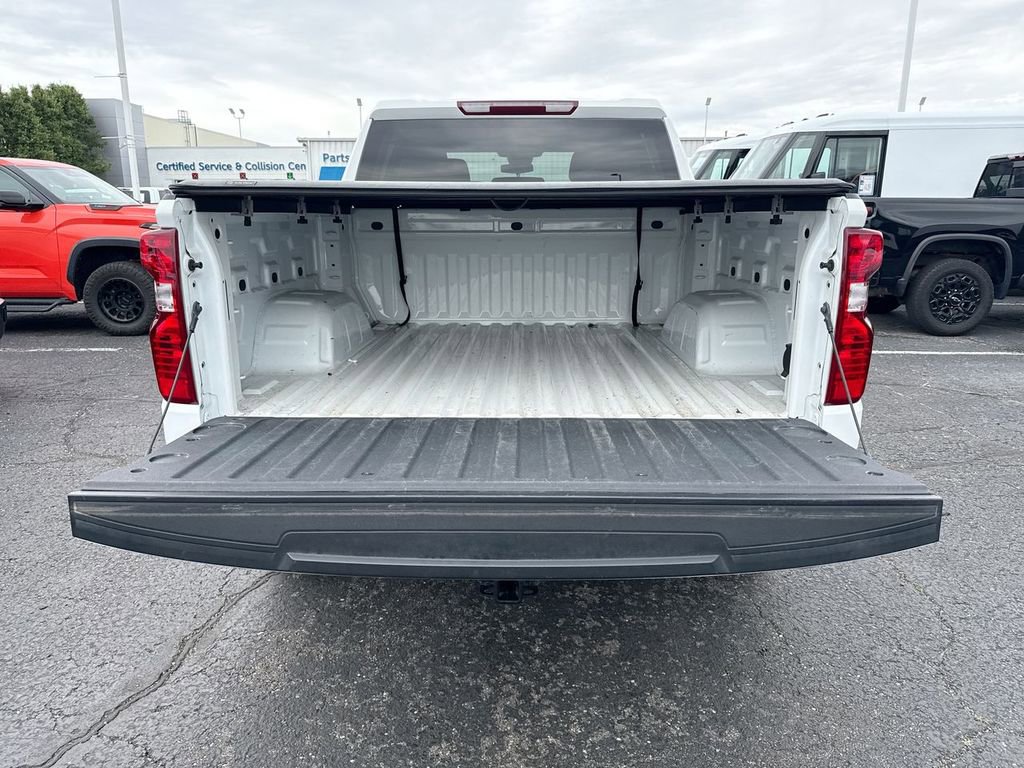 Used 2024 Chevrolet Silverado 1500 LT AWD/4WD image 24